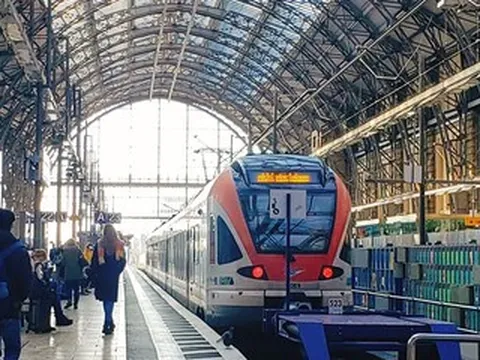 Bộ Xây dựng thông tin về dự án đường sắt tốc độ cao mà Vingroup vừa rút lui