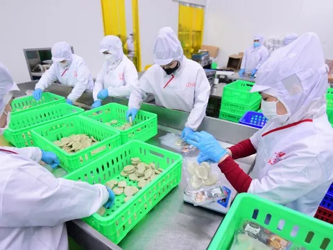 Từ 1-1 tăng mức lương tối thiểu cho người lao động; Miễn thuế sử dụng đất nông nghiệp đến hết 2030