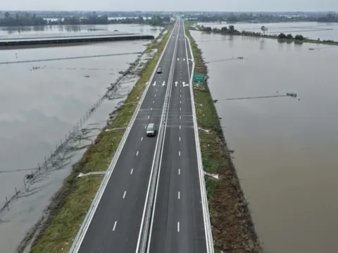 Lý do đoạn cao tốc Hậu Giang – Cà Mau chưa đưa vào khai thác lúc 9 giờ hôm nay