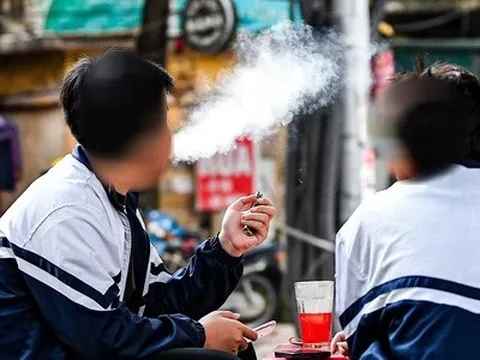 Hút thuốc lá điện tử có thể bị phạt 3-5 triệu đồng