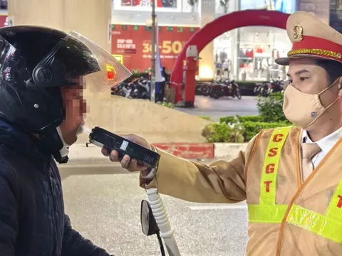 Xử lý gần 10.500 tài xế vi phạm trong ngày đầu năm, tai nạn giảm mạnh