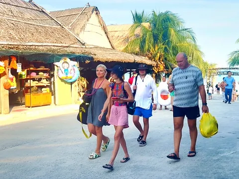 Vụ thu 60.000 đồng ở Chez Dugong: Phú Quốc yêu cầu bán voucher phải phù hợp, công khai giá