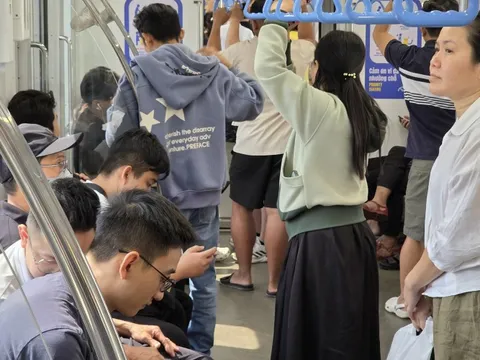 Metro số 1 lập kỷ lục hơn 20 triệu lượt khách: Sức hút đến từ đâu?