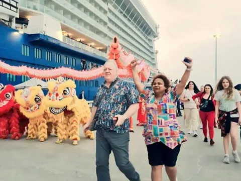 Ngày đầu năm mới, Quảng Ninh đón 380.000 lượt khách du lịch