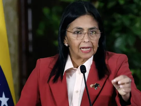 Nữ chính trị gia nắm vị trí lãnh đạo lâm thời Venezuela là ai?