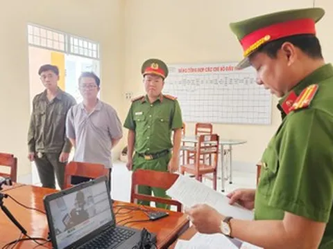 Bắt giam kẻ chuyên dâm ô các bé gái