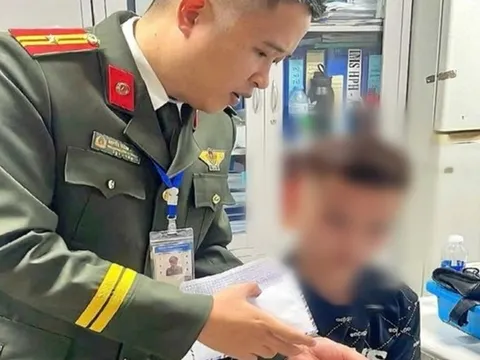 Phát hiện hành khách giấu chất cấm trong người tại sân bay