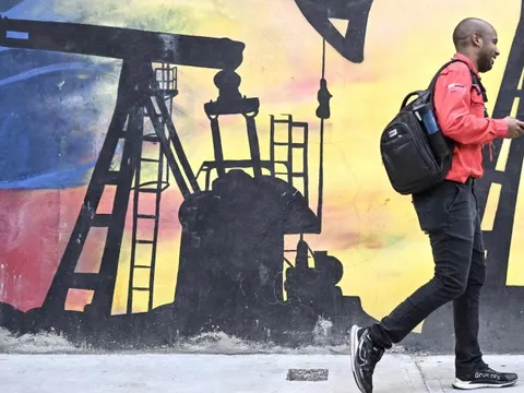 Giá dầu sau cú sốc Venezuela