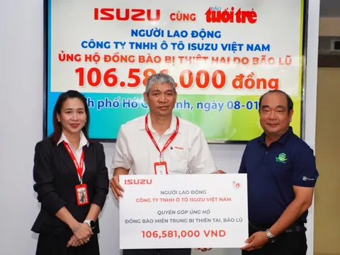 Người lao động Công ty ISUZU hỗ trợ bà con miền Trung hơn 100 triệu đồng