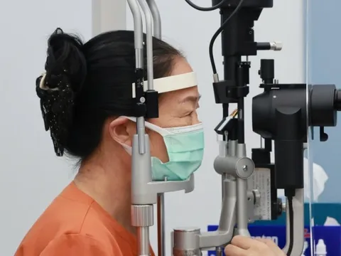 Bỗng dưng nhìn mờ, có thể là dấu hiệu của u não nguy hiểm