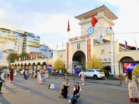 Bí thư Thành ủy TPHCM chỉ đạo hoàn thành chỉnh trang đô thị trước Tết nguyên đán 2026