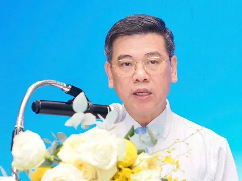 Phát triển TP.HCM thành trung tâm dịch vụ lớn, thí điểm giao dịch thịt heo qua sàn