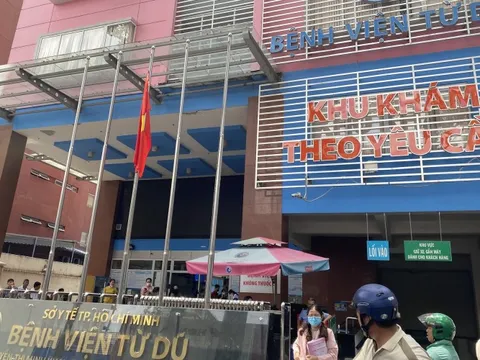 Chưa khắc phục quảng cáo thương mại, Bệnh viện Từ Dũ TP.HCM bị yêu cầu chấn chỉnh