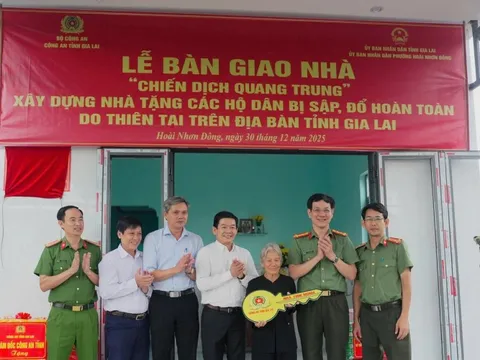Công an Gia Lai về đích sớm "Chiến dịch Quang Trung", dựng lại 87 mái ấm cho dân