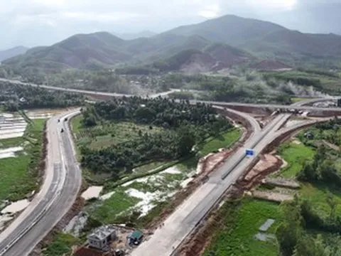 Bộ Xây dựng yêu cầu khai thác sớm các dự án thông xe kỹ thuật ngày 19/12/2025