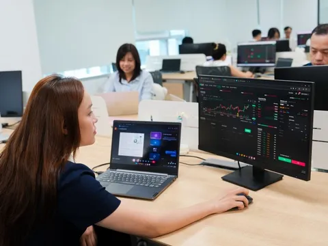 Nóng cổ phiếu doanh nghiệp nhà nước, giải mã ‘cơn sóng’ đang diễn ra