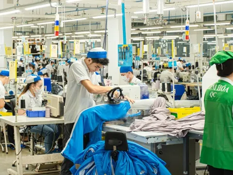 Ứng phó thuế quan, doanh nghiệp dệt may Việt Nam chủ động nguồn cung nguyên phụ liệu