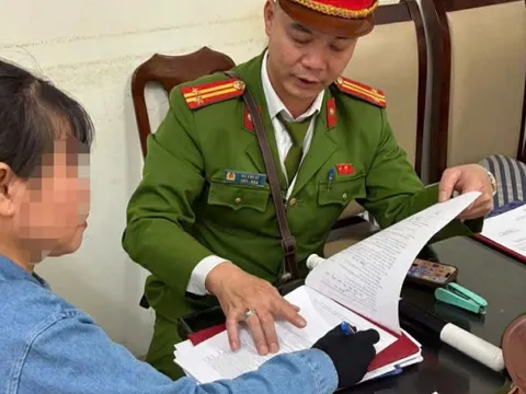 Định "chặt chém" khách Tây chiếc nón lá giá 850.000 đồng, người phụ nữ bị phạt 225.000 đồng