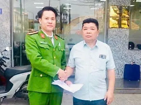 Một người ở Quảng Trị nhờ công an trả lại 205 triệu đồng chuyển nhầm qua tài khoản