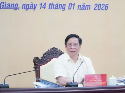 Chủ tịch UBND tỉnh An Giang thống nhất tạm dừng thu phí ở Núi Sam