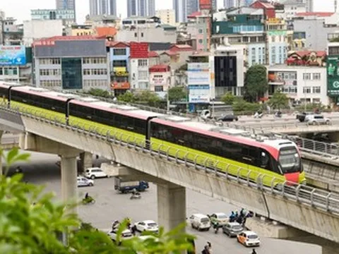 Phó Chủ tịch Hà Nội: Đường sắt đô thị là 'xương sống' giảm ùn tắc Thủ đô