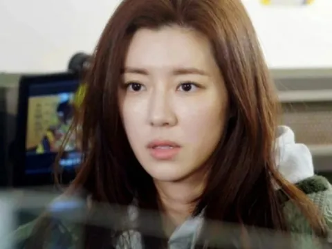 Vượt bê bối chồng đại gia, minh tinh tái xuất sau 6 năm