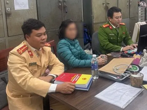 Triệu tập làm việc người phụ nữ cầm loa hô hào đua xe tại hầm Kim Liên