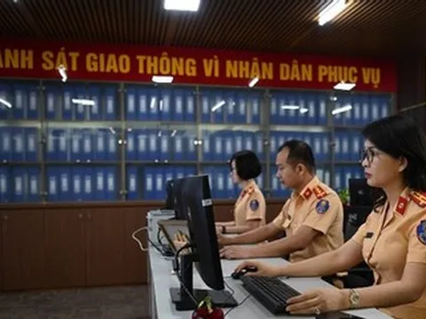 Phiên thứ 9 đấu giá biển số xe: Ngày đầu 'chốt' 64 tỷ đồng