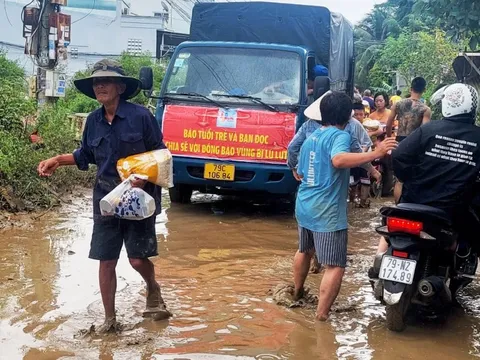 Hỗ trợ tiếp cho 100.754 hộ dân bị ảnh hưởng, thiệt hại do mưa lũ ở Khánh Hòa