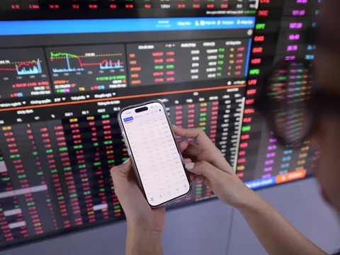 Giằng co giữa nhóm cổ phiếu trụ giữ VN-Index không giảm điểm mạnh