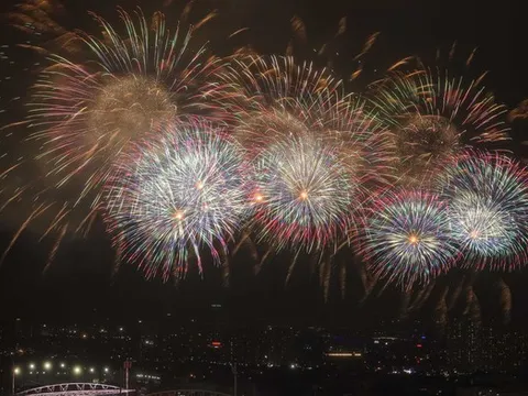 Bắn pháo hoa lớn "chưa từng có" ở Hà Nội tối nay (23/1): Đứng xem vị trí nào đẹp nhất?