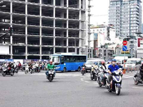 Dự báo thời tiết hôm nay, 24-1: TPHCM không khí lạnh duy trì, người dân cần uống đủ nước