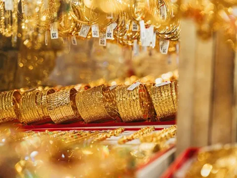 Thủ tướng: Hoàn thiện hồ sơ, đề xuất thành lập sàn giao dịch vàng