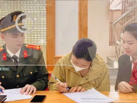 Người phụ nữ vay 200 triệu gửi cho kẻ xấu để nhận "trang sức và 5 tỷ đồng"