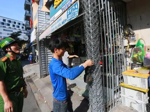 Tình hình trật tự vỉa hè, lòng đường TP.HCM đã cải thiện, nhưng...