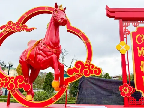 Ngựa vàng - ngựa đỏ xứ Lạng tung vó giữa trời xuân