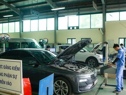 Mua ô tô mới sản xuất năm 2023 có cần đi đăng kiểm?