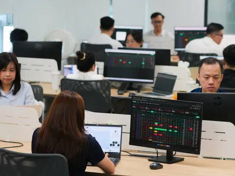 Chứng khoán thường ra sao trước và sau Tết: Dữ liệu chỉ ra điều thú vị