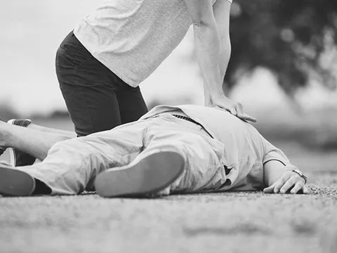 Người đàn ông 23 tuổi tử vong vì đam mê “khó hiểu” hằng ngày