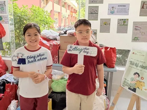 Tái chế quần áo, thói quen cần bắt đầu khi người tiêu dùng còn 'trẻ'