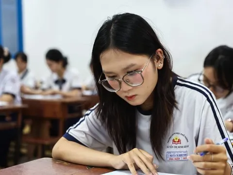 Quy định mới về miễn thi Ngoại ngữ trong kỳ thi tốt nghiệp THPT 2026, thí sinh cần lưu ý
