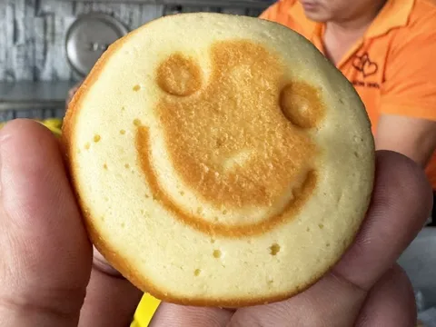 Bánh bông lan ngộ nghĩnh xứ Quảng hút khách dịp Tết