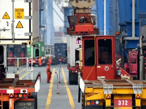 Nhiều doanh nghiệp được lấy hàng khỏi cảng, kịp bán Tết