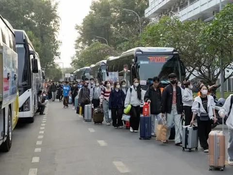 Những vòng xe nhân văn