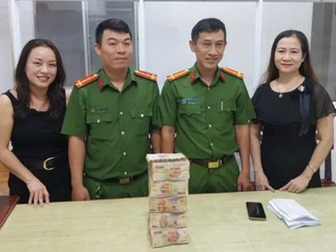 Bỗng dưng nhận gần 1 tỷ đồng vào tài khoản, người phụ nữ lập tức báo công an