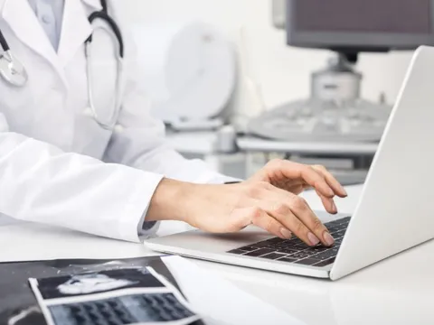 Nghiên cứu mới cho thấy AI đưa ra lời khuyên sức khỏe thiếu tin cậy