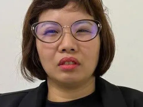 Bắt người phụ nữ trốn nã ẩn mình dưới vỏ bọc nhân viên quán karaoke