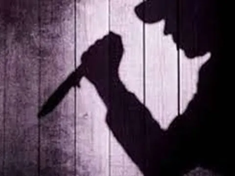 Mang hung khí đến quán bi-a, hai thiếu niên gây án mạng