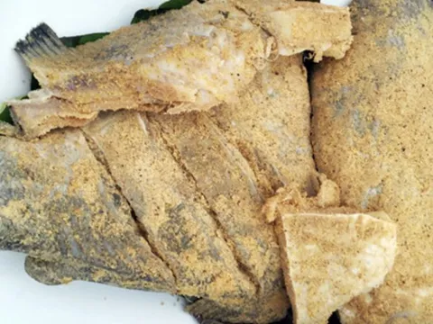 Nguy kịch sau khi ăn cá ủ chua nghi chứa độc tố