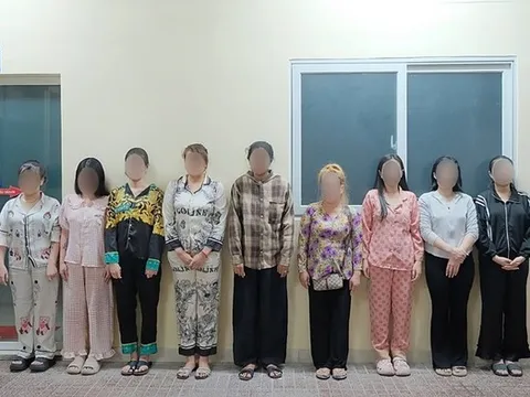 Ẩu đả trong lúc giành khách giữa 2 quán bar, 9 người bị khởi tố